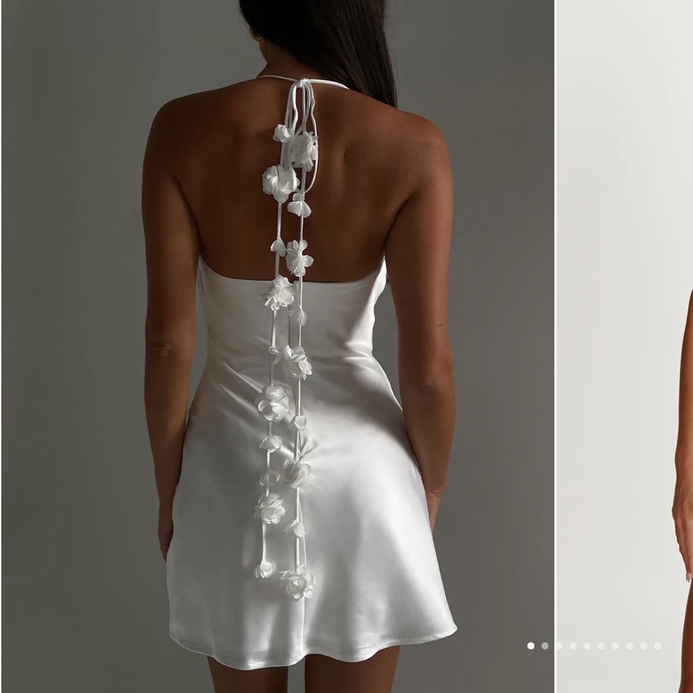 NWT-MESHKI OTILLIE
Rose Halter Mini Dress - White